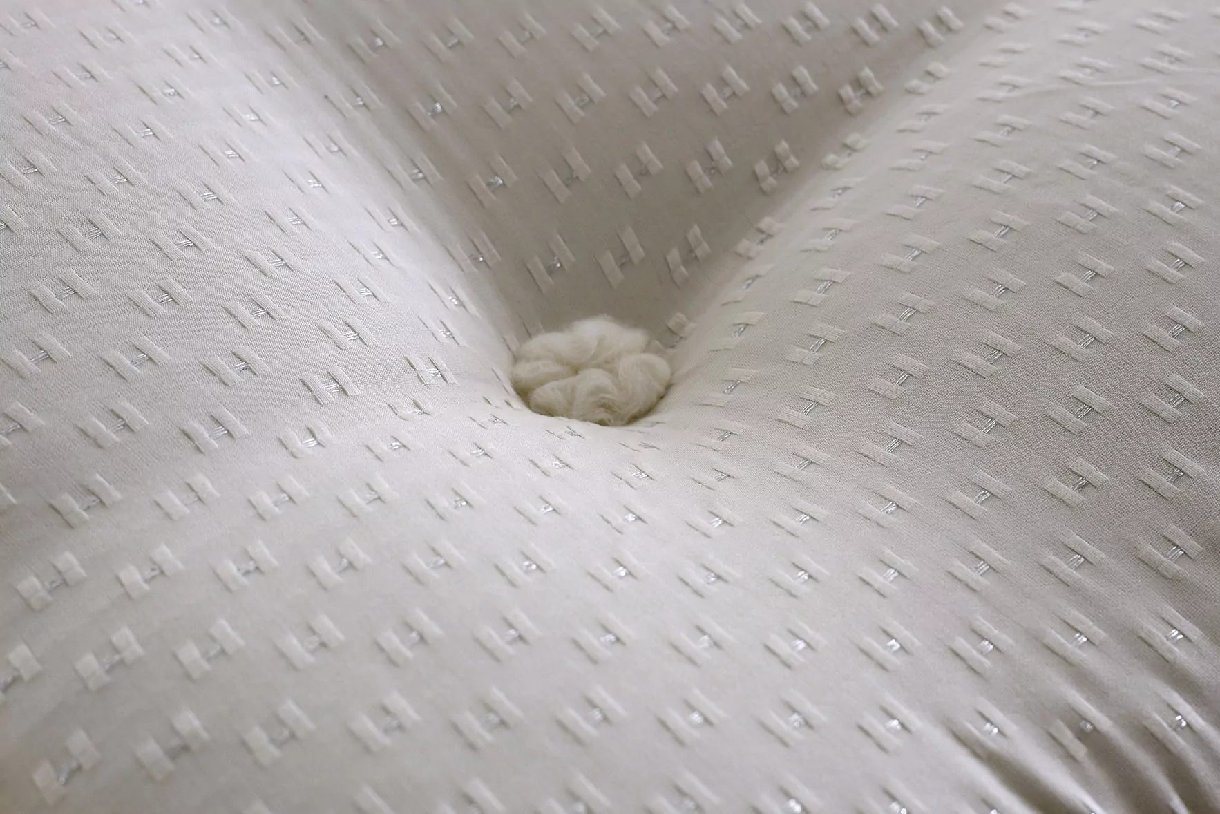 Joseph Dorchester Sprung 4000 Pillow Divan Bed - Image 4