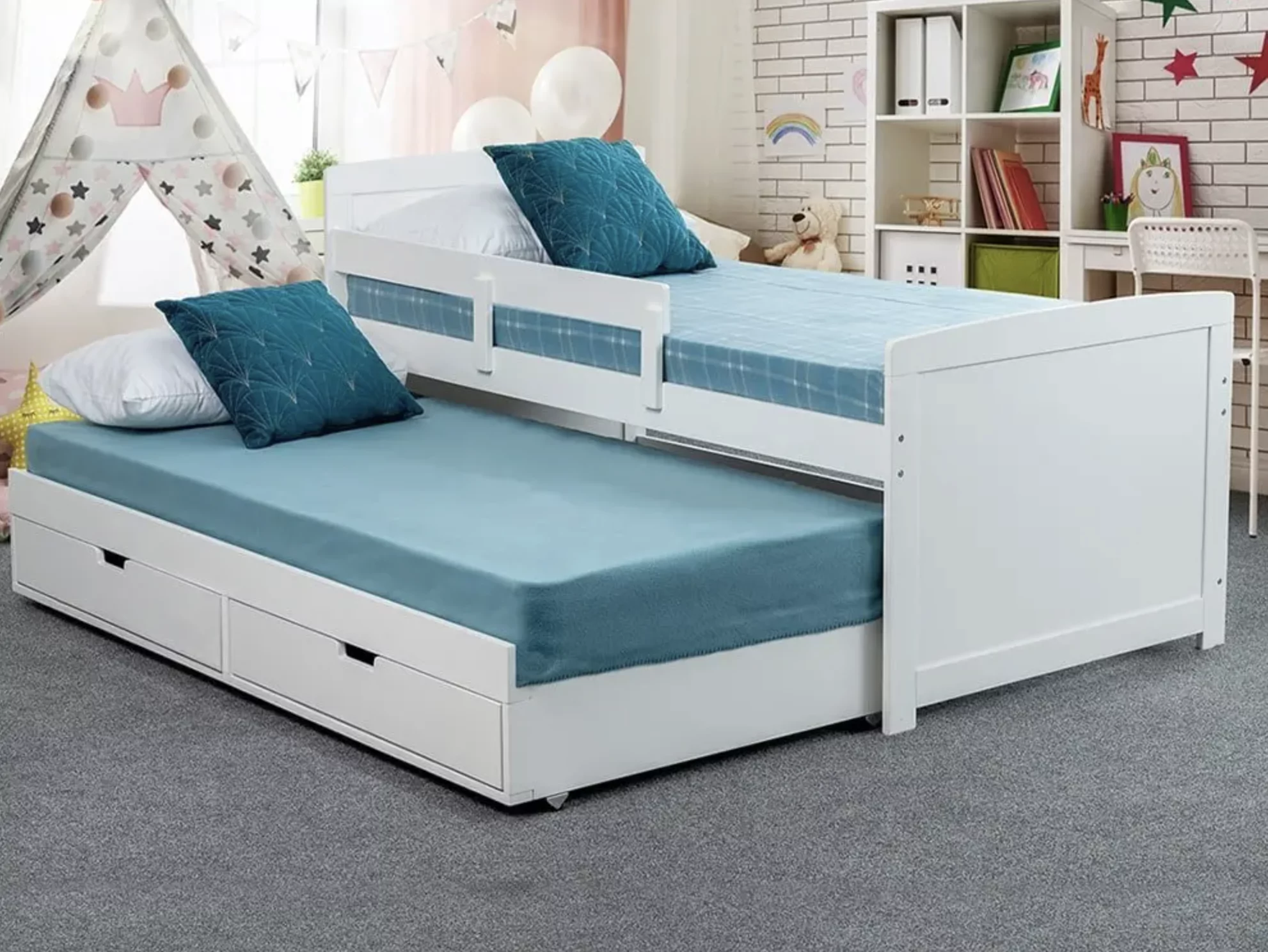 Jupiter White Wooden Guest Bed